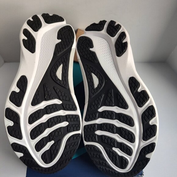 Ladies SZ 7 Asics GT-2000 6 Black Running Shoe - Picture 4 of 6